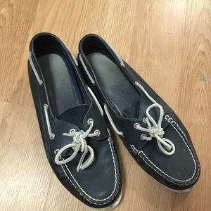 GH bass women’s blue topsider 11